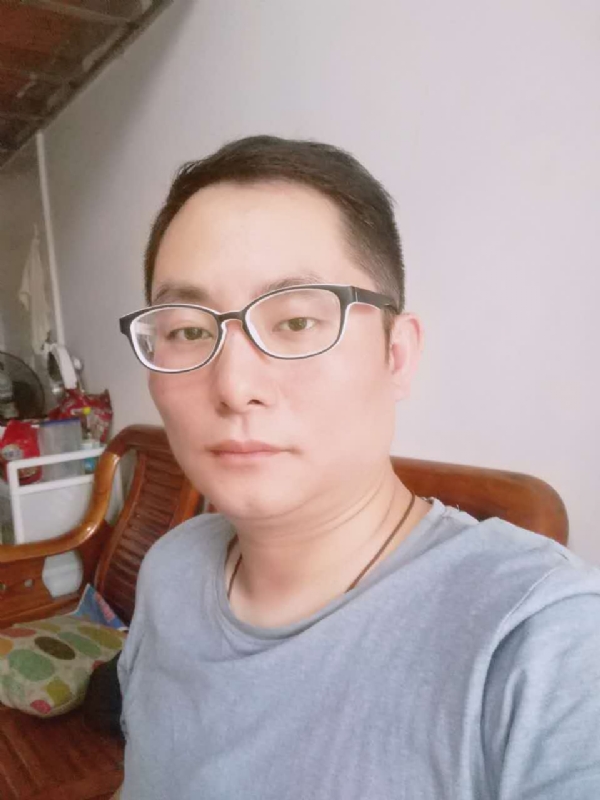 流星的尾巴的第一张照片--德化婚介网