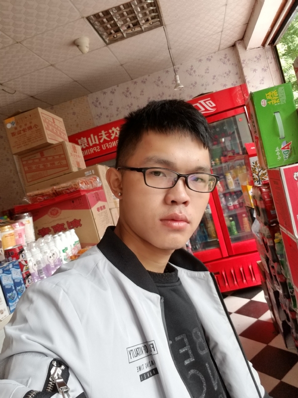 柒年的第一张照片--德化婚介网