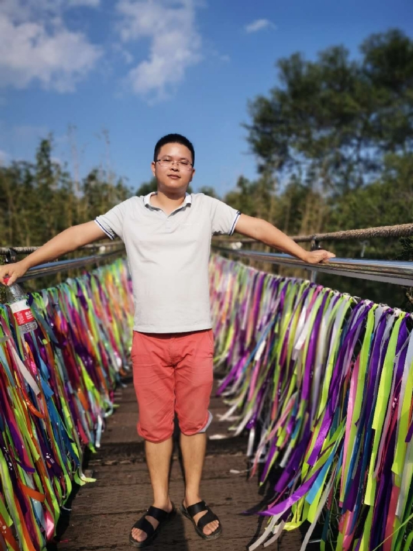 大象的第二张照片--德化婚介网