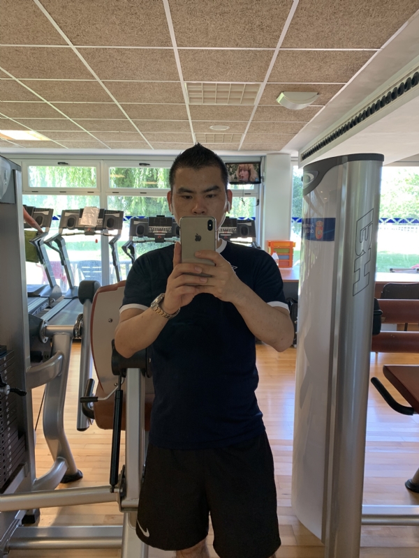 高兴的第三张照片--德化婚介网