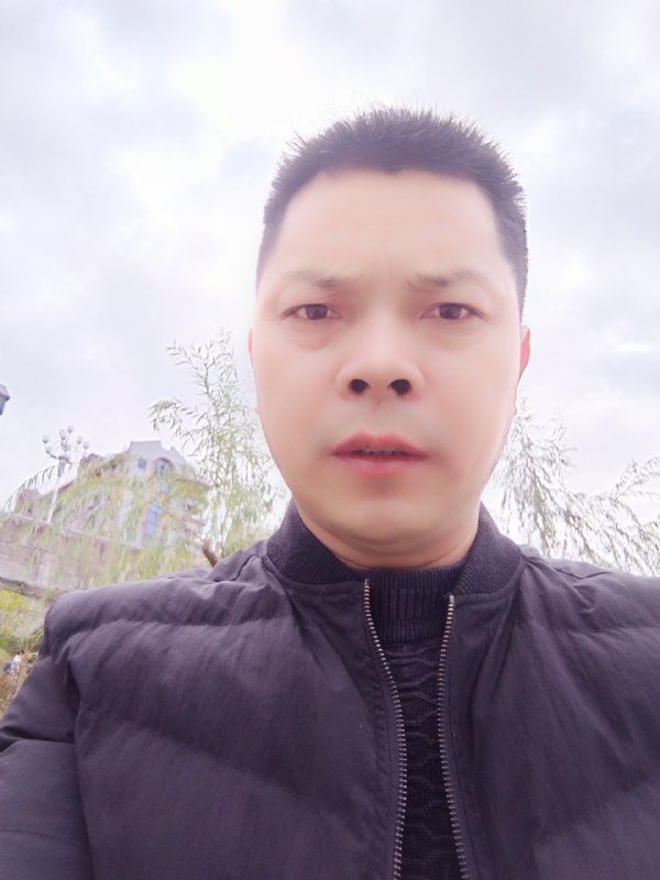 随缘的第一张照片--德化婚介网