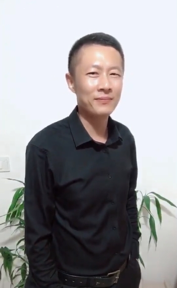 地huhi的第一张照片--德化婚介网