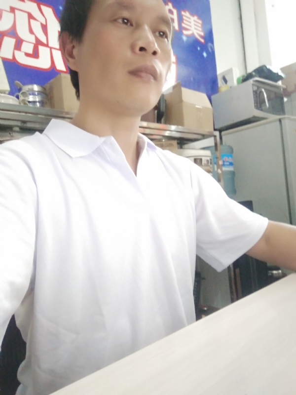 深蓝色的海的第一张照片--德化婚介网