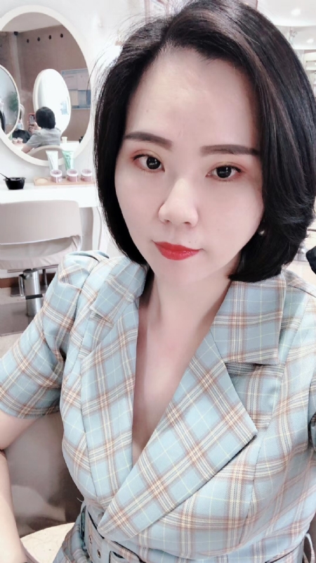 固执的第一张照片--德化婚介网