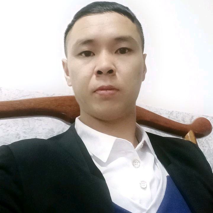 冷漠的第一张照片--德化婚介网