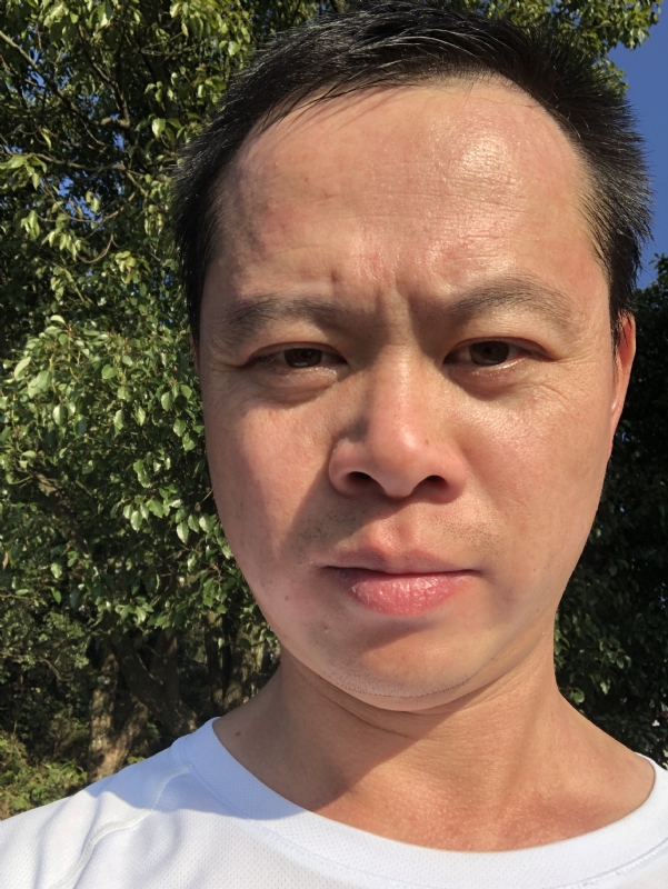 猩猩巨呃的第四张照片--德化婚介网