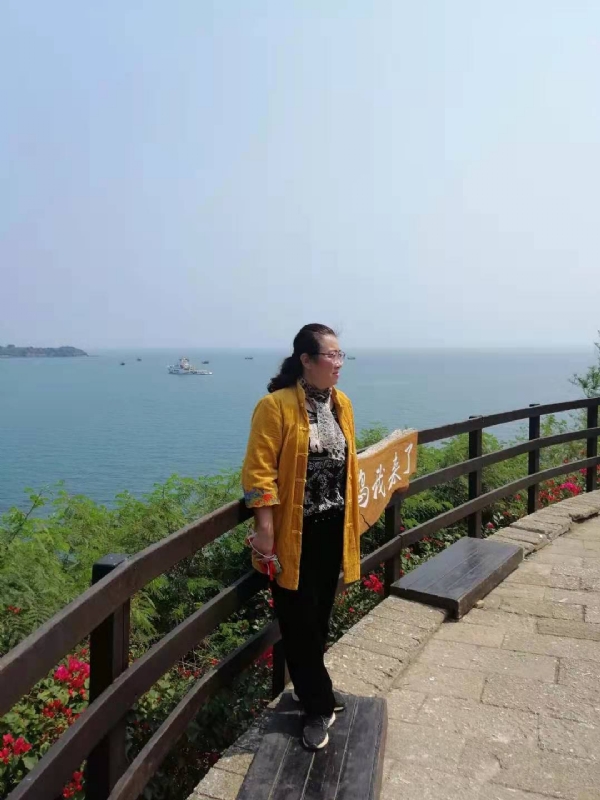 曦若半秋的第一张照片--德化婚介网