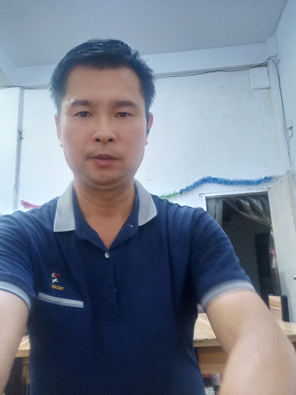 我是自强不息的第一张照片--德化婚介网