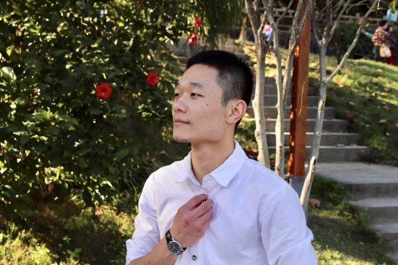 落落大方的第一张照片--德化婚介网