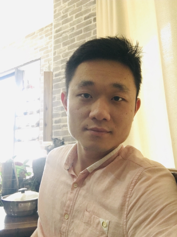 落落大方的第二张照片--德化婚介网