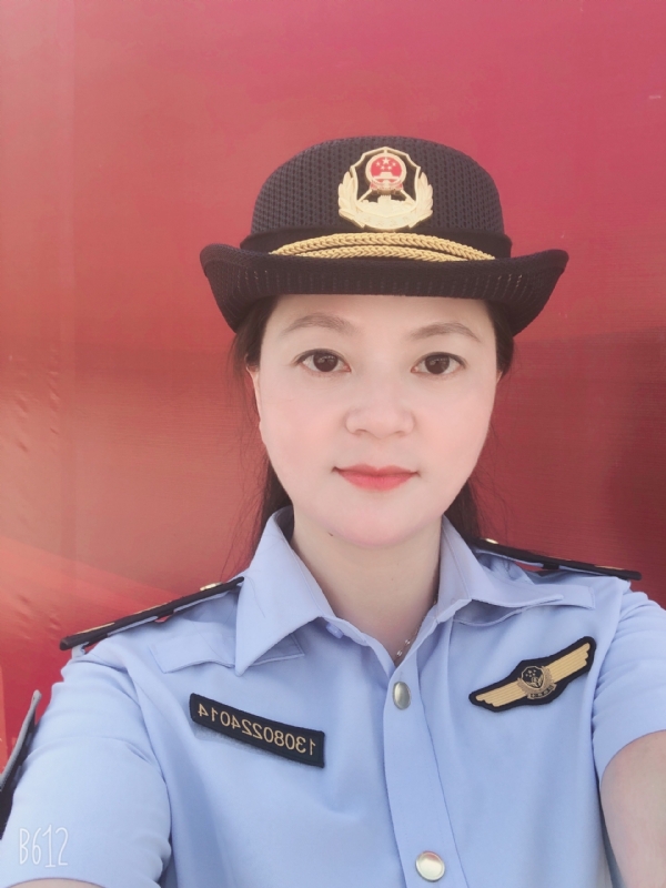 明明的第一张照片--德化婚介网