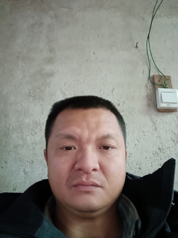 兰成龙的第四张照片--德化婚介网