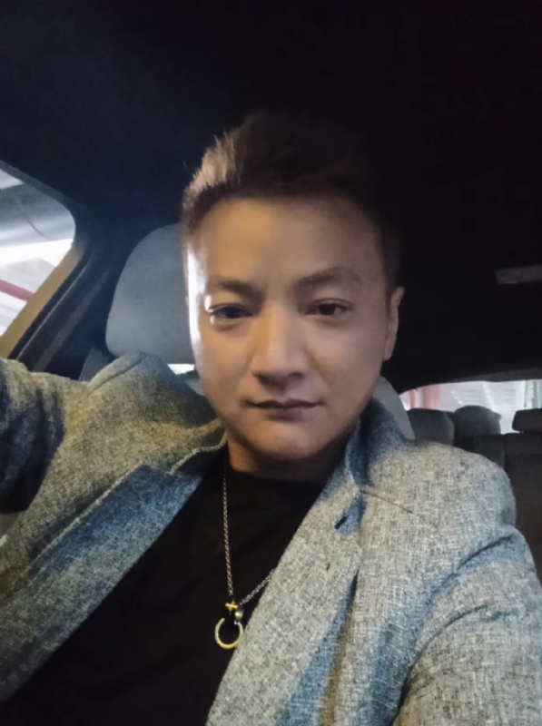 夜、有雨敲窗的第三张照片--德化婚介网