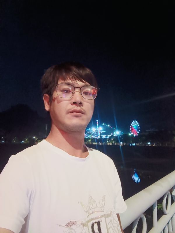 任豐的第一张照片--德化婚介网