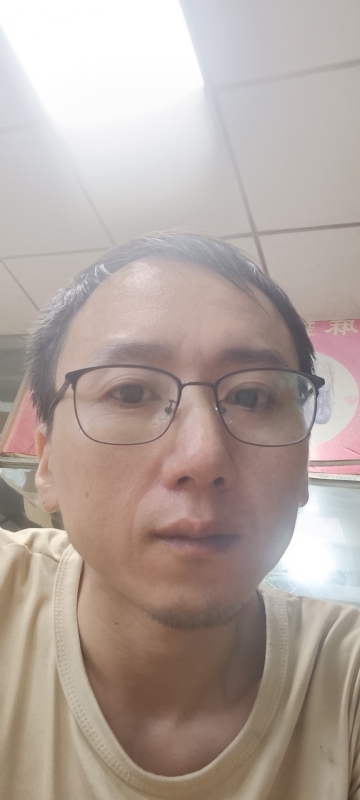 想胖的瘦子的第一张照片--德化婚介网