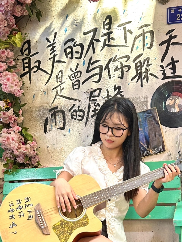 魔仙的第一张照片--德化婚介网