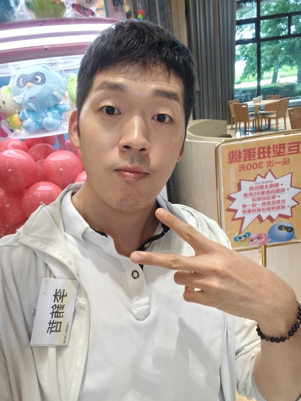 銪哲的第一张照片--德化婚介网